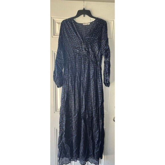 Rabens Saloner V Neck Long Sleeve Shoulder Cutout Maxi Dress EMMY In Navy/black - Picture 3 of 9